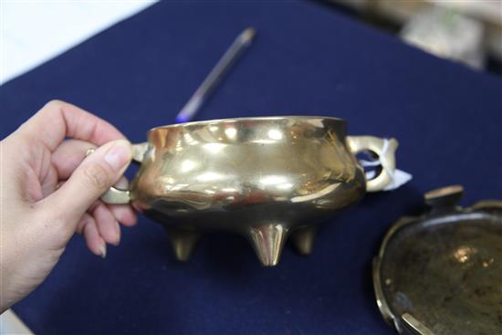 A Chinese bronze tripod censer and stand, Xuande six character mark, 19th century, width 19.5cm, total weight 1400g.